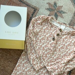 2t Lou Lou and company top and bottom set